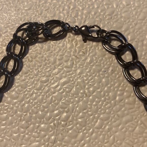 Chain fashion necklace with flower - Picture 4 of 7